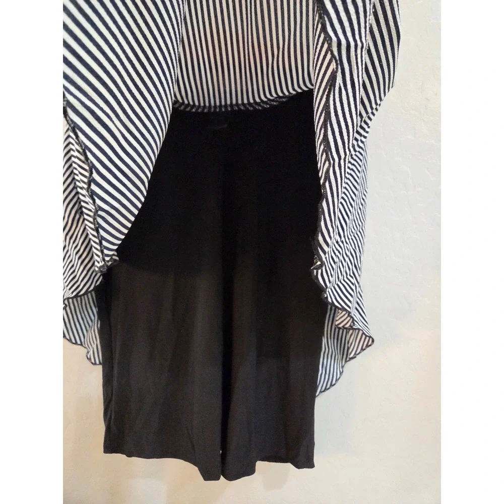 Vintage Celly K Large Striped Cape‎ Blouse Black White Layered Flutter Sleeve